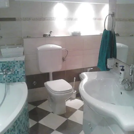 Gostinjska kuća Sarah