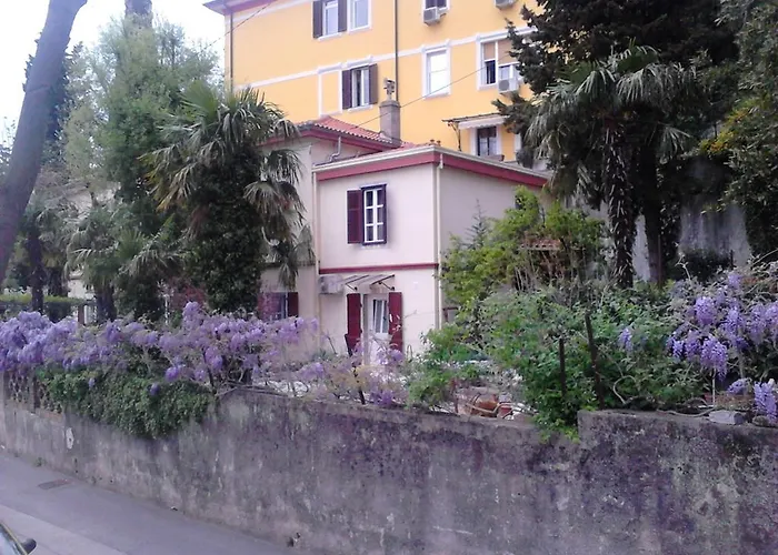 Guest house Sarah Rijeka